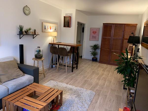 Appartement 2 PIECES - BALCON - PARKING