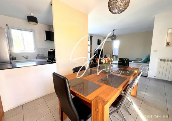 Villa familiale lumineuse et beaux volumes aux portes de Nîmes.