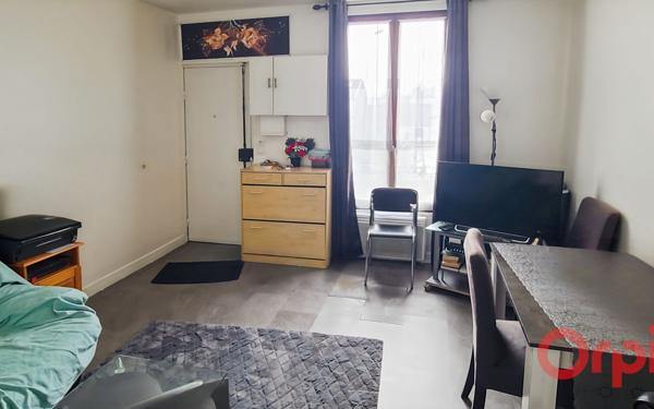 Appartement à vendre    2 pièces • 33 m2 Saint-Denis