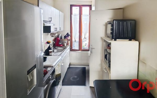 Appartement à vendre    2 pièces • 33 m2 Saint-Denis