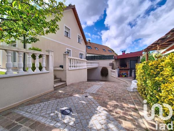 Maison à vendre 7 pièces 210 m² Vigneux-sur-Seine