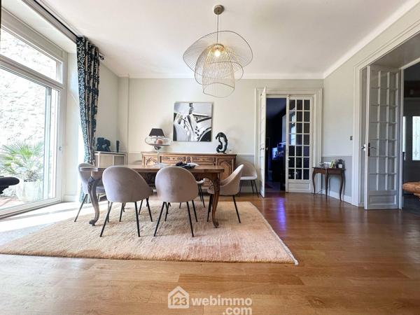 Maison de maître 341 m² à Laon 02000