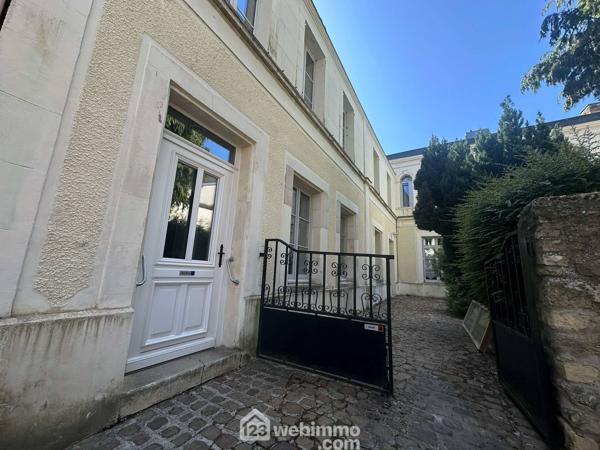 Maison de maître 341 m² à Laon 02000
