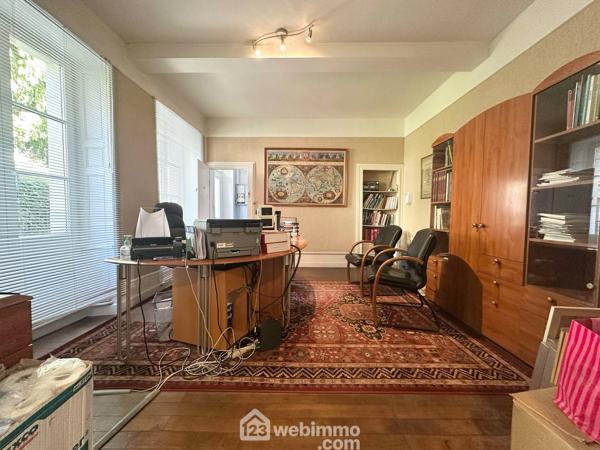 Maison de maître 341 m² à Laon 02000