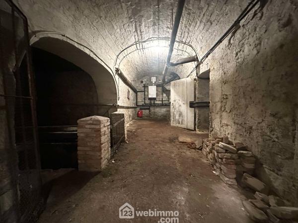 Maison de maître 341 m² à Laon 02000