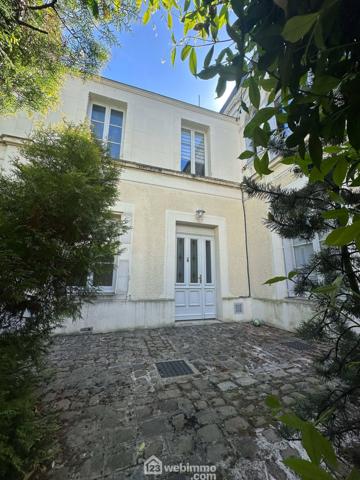Maison de maître 341 m² à Laon 02000