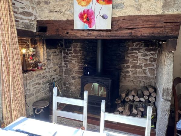 Enclos en Pierres: Maison + Gîte + Dependance Figeac