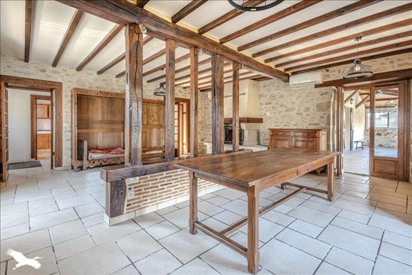 Maison à vendre |  Oradour-sur-Glane |  8 pièces | 192 m²