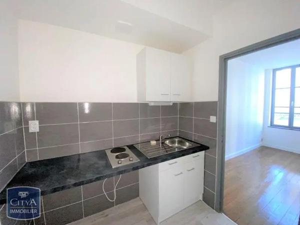 Appartement à louer 2 pièces 41m² Laon (02000)