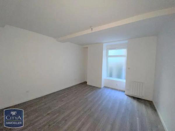 Appartement à louer 2 pièces 41m² Laon (02000)