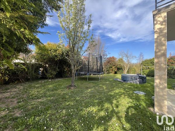 Maison à vendre 9 pièces 230 m² Saint-André-les-Vergers