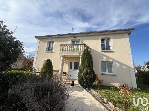 Maison à vendre 9 pièces 230 m² Saint-André-les-Vergers