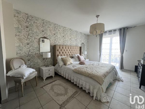 Maison à vendre 9 pièces 230 m² Saint-André-les-Vergers