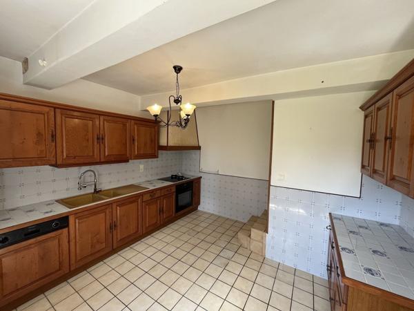 Maison proche de Montréjeau avec vue sur les Pyrénées.