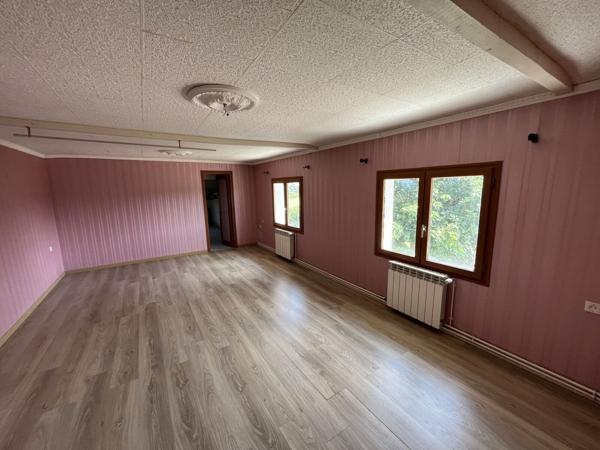 Maison proche de Montréjeau avec vue sur les Pyrénées.