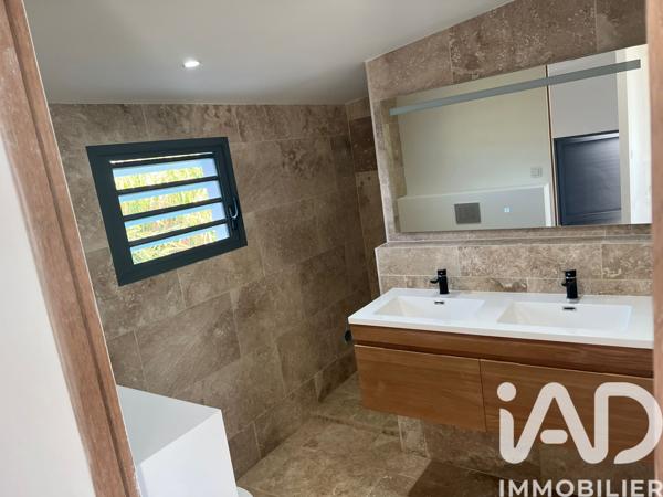 Maison à vendre 7 pièces 154 m² Le Tampon