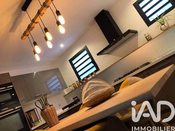 Maison à vendre 7 pièces 154 m² Le Tampon