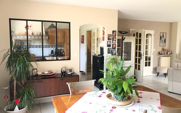 Maison à vendre    4 pièces •  Périgny