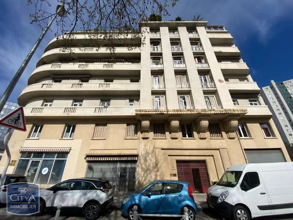 Appartement à louer 2 pièces 48.55m² Toulon (83000)