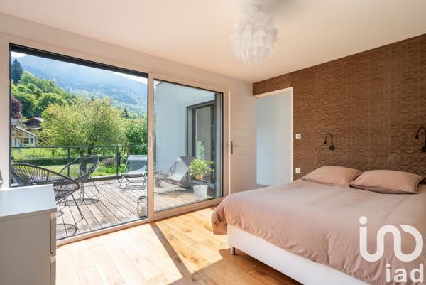 Maison 5 pièces de 110 m² à Vaulnaveys-le-Haut (38410)