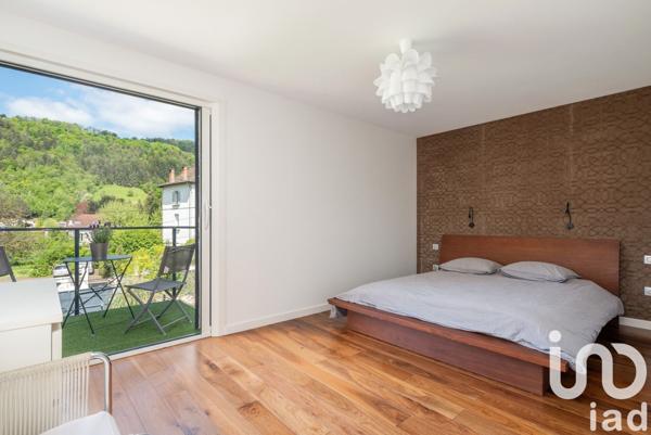 Maison 5 pièces de 110 m² à Vaulnaveys-le-Haut (38410)