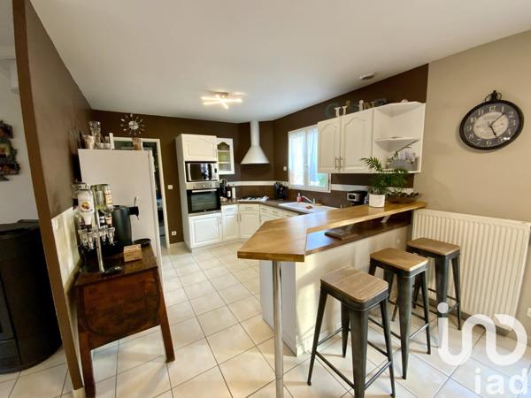 Maison traditionnelle 6 pièces de 130 m² à Romorantin-Lanthenay (41200)