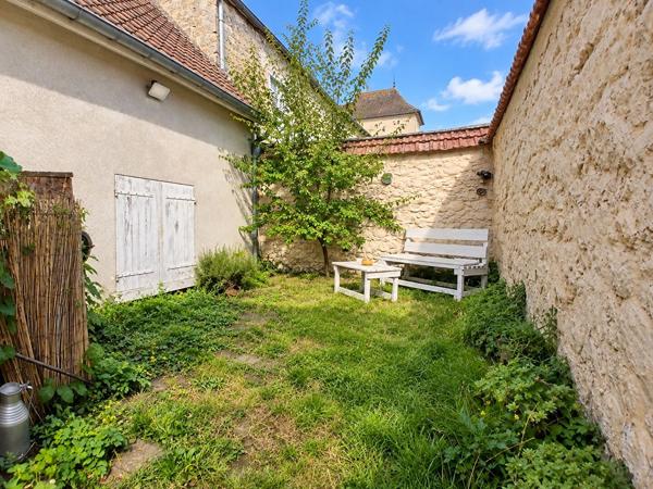 Maison traditionnelle 5 pièces à vendre à Chaumontel - 289 000 €