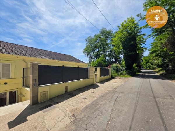 Location                                                      Appartement
                        
                     1 pièces                      10 m2                     à Corbeil-Essonnes