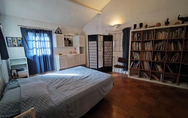Maison à vendre    6 pièces •  Flins-sur-Seine