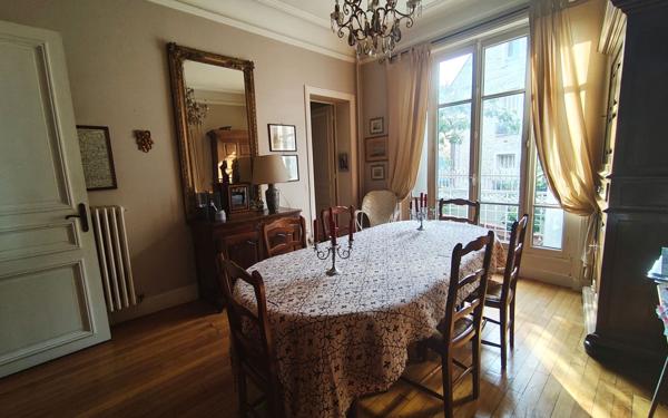 Maison à vendre    6 pièces •  Flins-sur-Seine