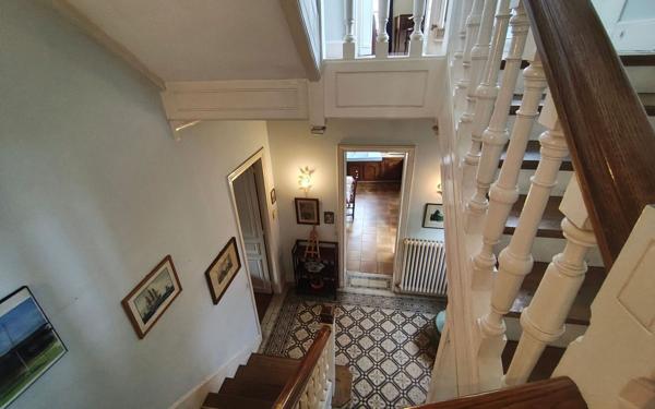 Maison à vendre    6 pièces •  Flins-sur-Seine