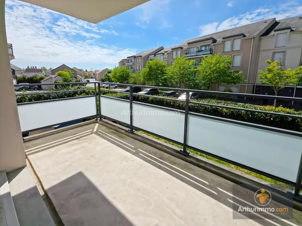 Vente                                                      Appartement
                        
                     3 pièces                      57 m2                     à Mennecy