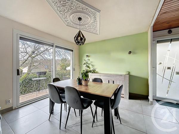 Maison à vendre  5 pièces - 96,80 m2 ST VALERIEN - 89