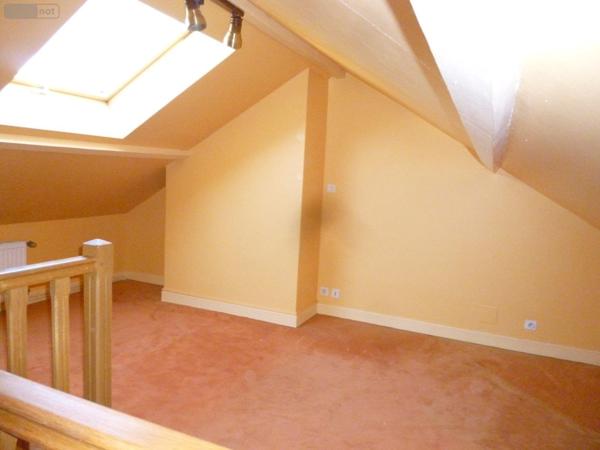 Maison individuelle à vendre à Cosne-Cours-sur-Loire dans la Nièvre (58200), ref : ST 265