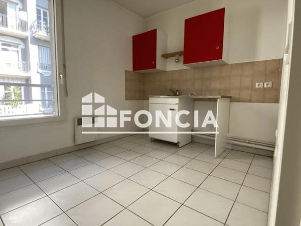 Location Studio 37.32 m² - 5 RUE GUY ALLARD Grenoble 38000