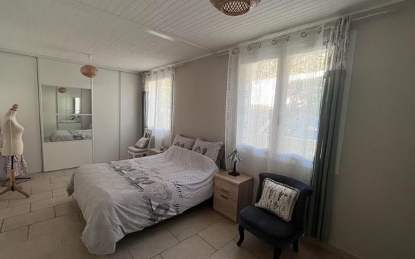 Maison à vendre    4 pièces •  Jaux