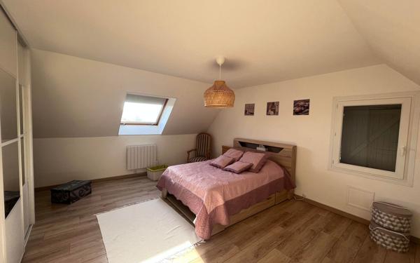 Maison à vendre    4 pièces •  Jaux