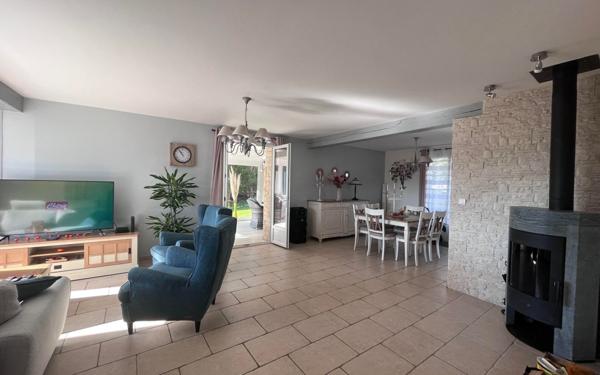 Maison à vendre    4 pièces •  Jaux