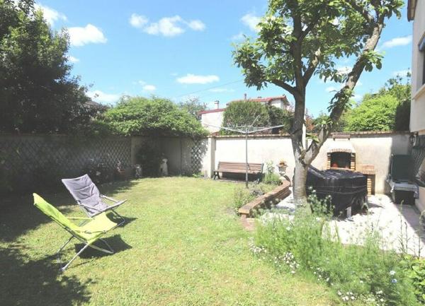 Maison à vendre    5 pièces •  Les Pavillons-sous-Bois