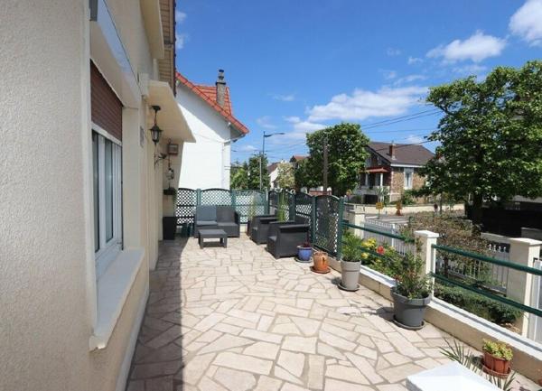 Maison à vendre    5 pièces •  Les Pavillons-sous-Bois