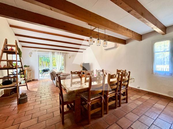 Maison 11 pièces 272 m2