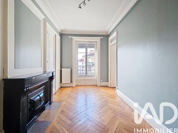 Location appartement 4 pièces 121 m² Lyon 1