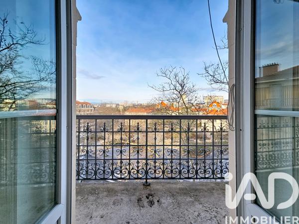 Location appartement 4 pièces 121 m² Lyon 1