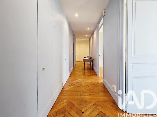 Location appartement 4 pièces 121 m² Lyon 1