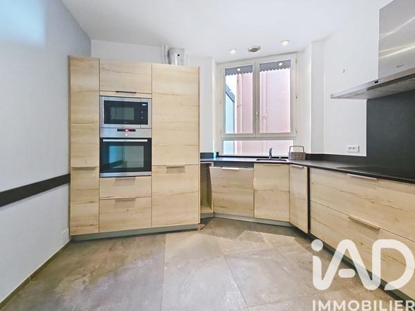Location appartement 4 pièces 121 m² Lyon 1
