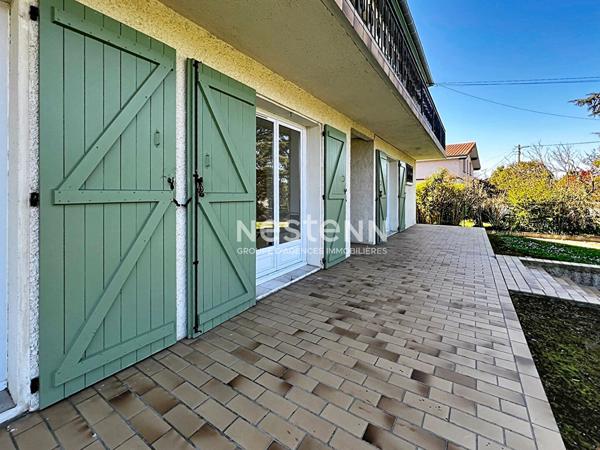 A VENDRE - PINSAGUEL - IMMEUBLE AVEC 2 APPARTEMENTS - GARAGES - PARKING