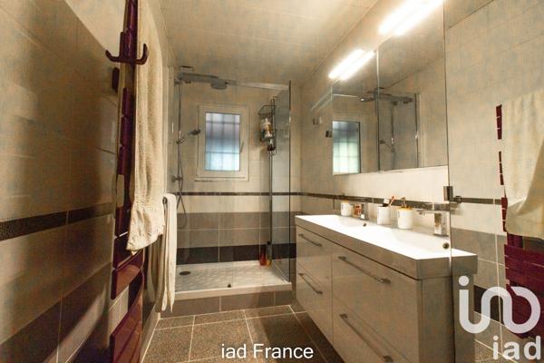 Maison à vendre 6 pièces 110 m² Les Mureaux
