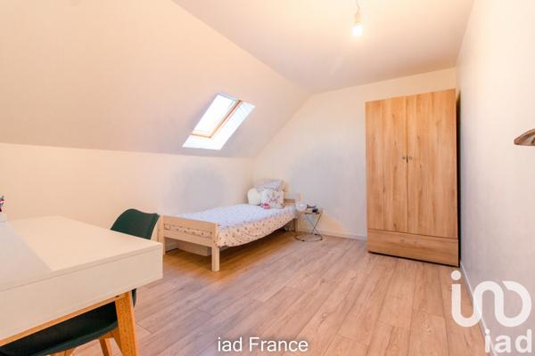 Maison à vendre 6 pièces 110 m² Les Mureaux