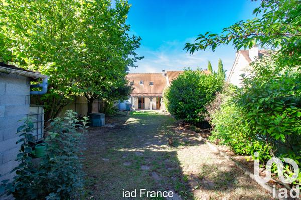 Maison à vendre 6 pièces 110 m² Les Mureaux