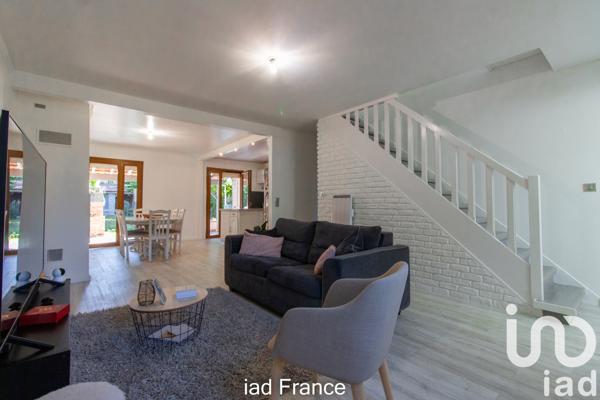 Maison à vendre 6 pièces 110 m² Les Mureaux